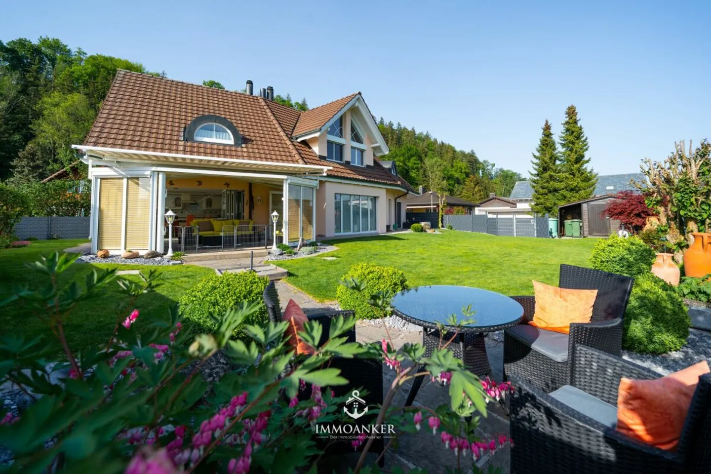 Living at the highest level in Sonnental - a unique property with character and style - Photo 13 of 13