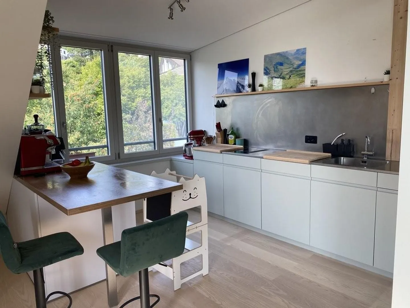 Schöne 3.5 Zimmer-Wohnung mit grosszügigem Grundriss in Uitikon - Photo 1 of 11