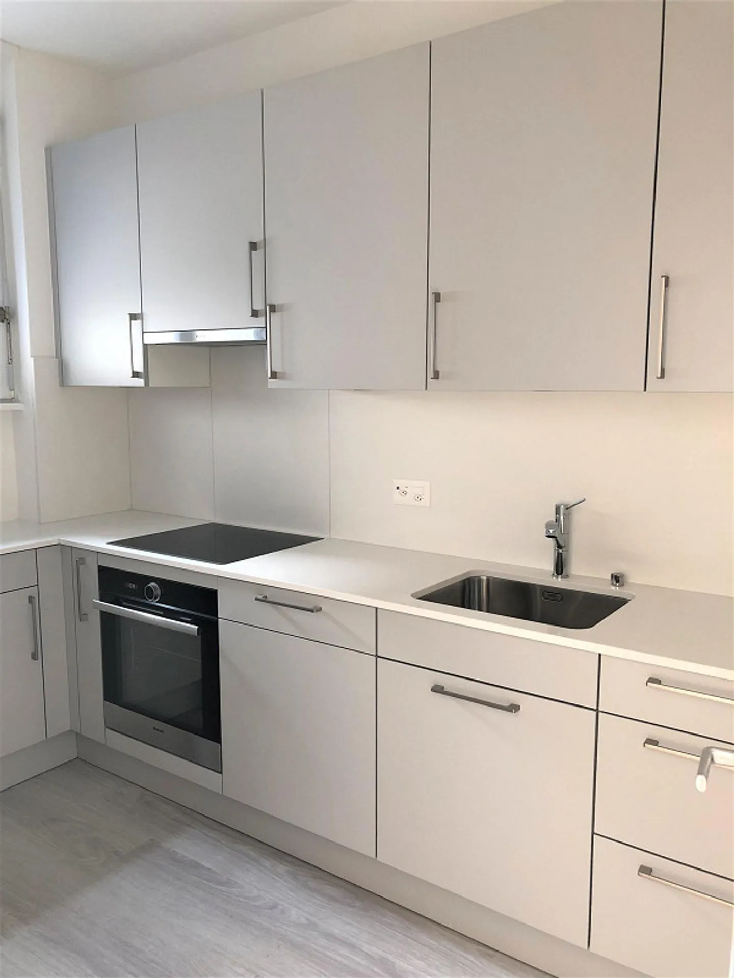 Wohnung mit Terrasse 3.5 Zimmer - Foto 2 von 14