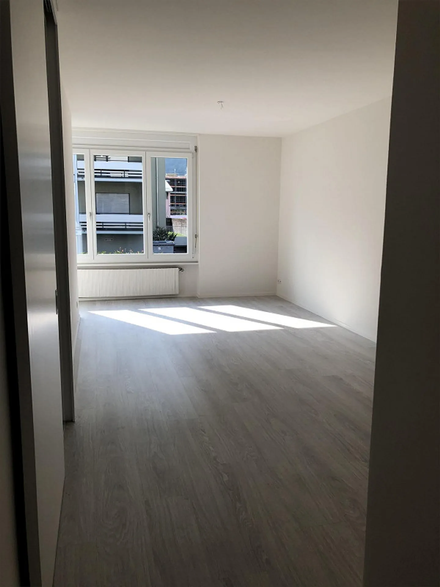 Wohnung mit Terrasse 3.5 Zimmer - Foto 11 von 14