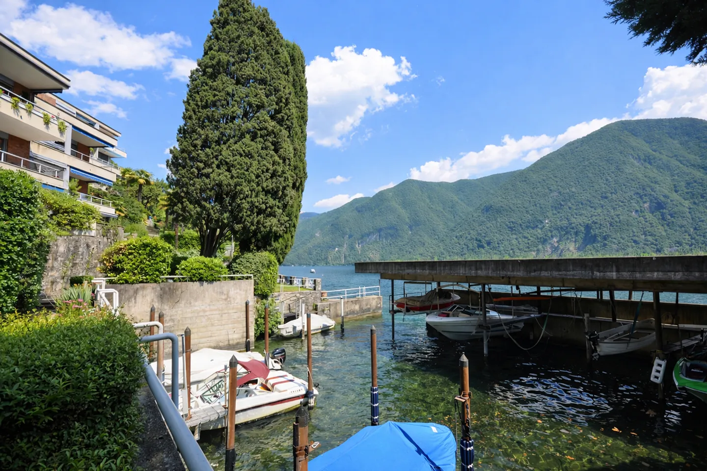 Apartment Facing Lake Lugano with Breathtaking View in Castagnola - Photo 17 of 19