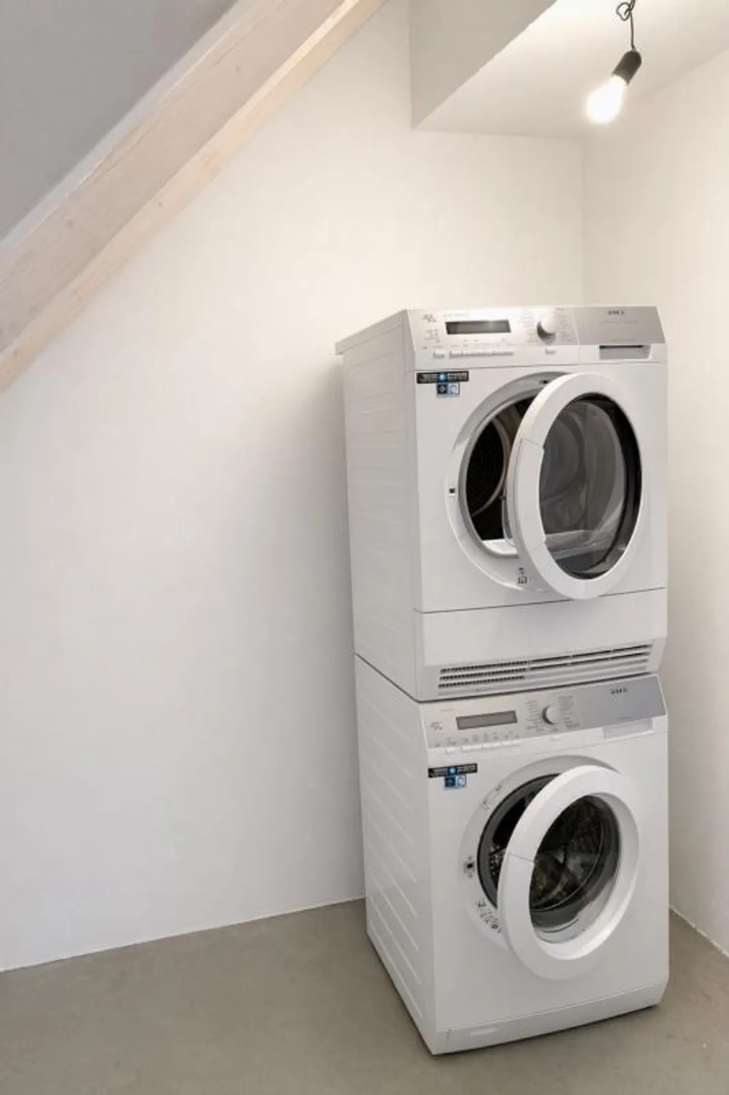 Attractive 4.5-room maisonette apartment in a preferred location - Photo 15 of 16