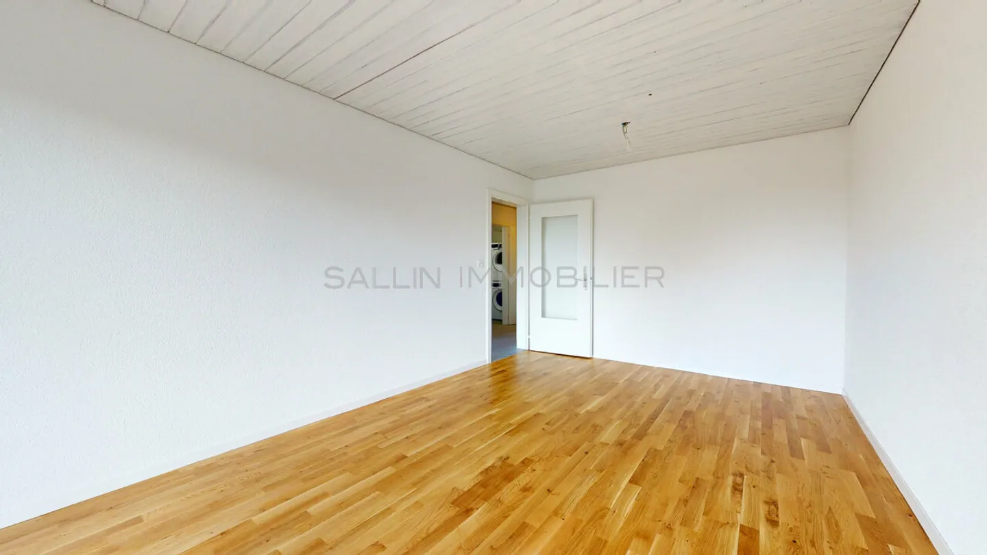 APPARTEMENT DE 3½ PIECES 
RENOVE - Photo 6 sur 14