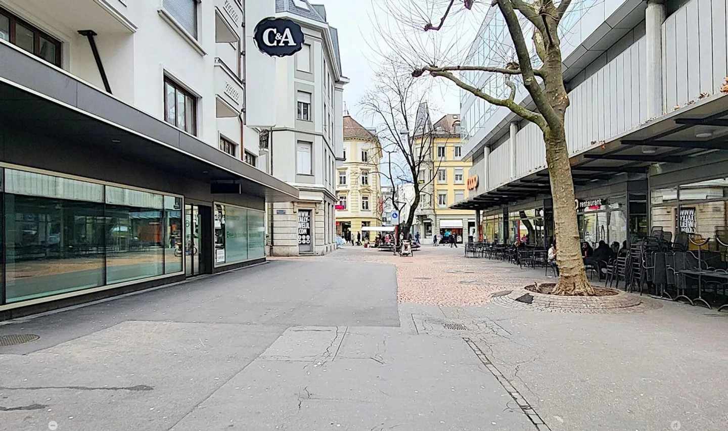 Espace de vente dans un emplacement passionnant à Bienne ! - Photo 6 sur 9