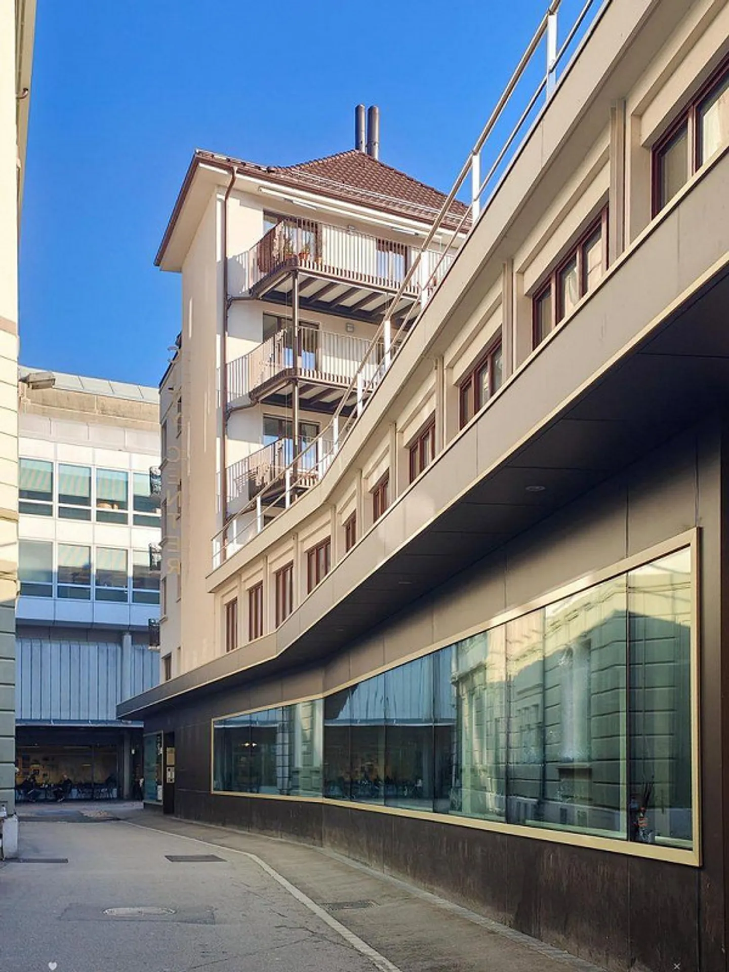 Espace de vente dans un emplacement passionnant à Bienne ! - Photo 4 sur 9