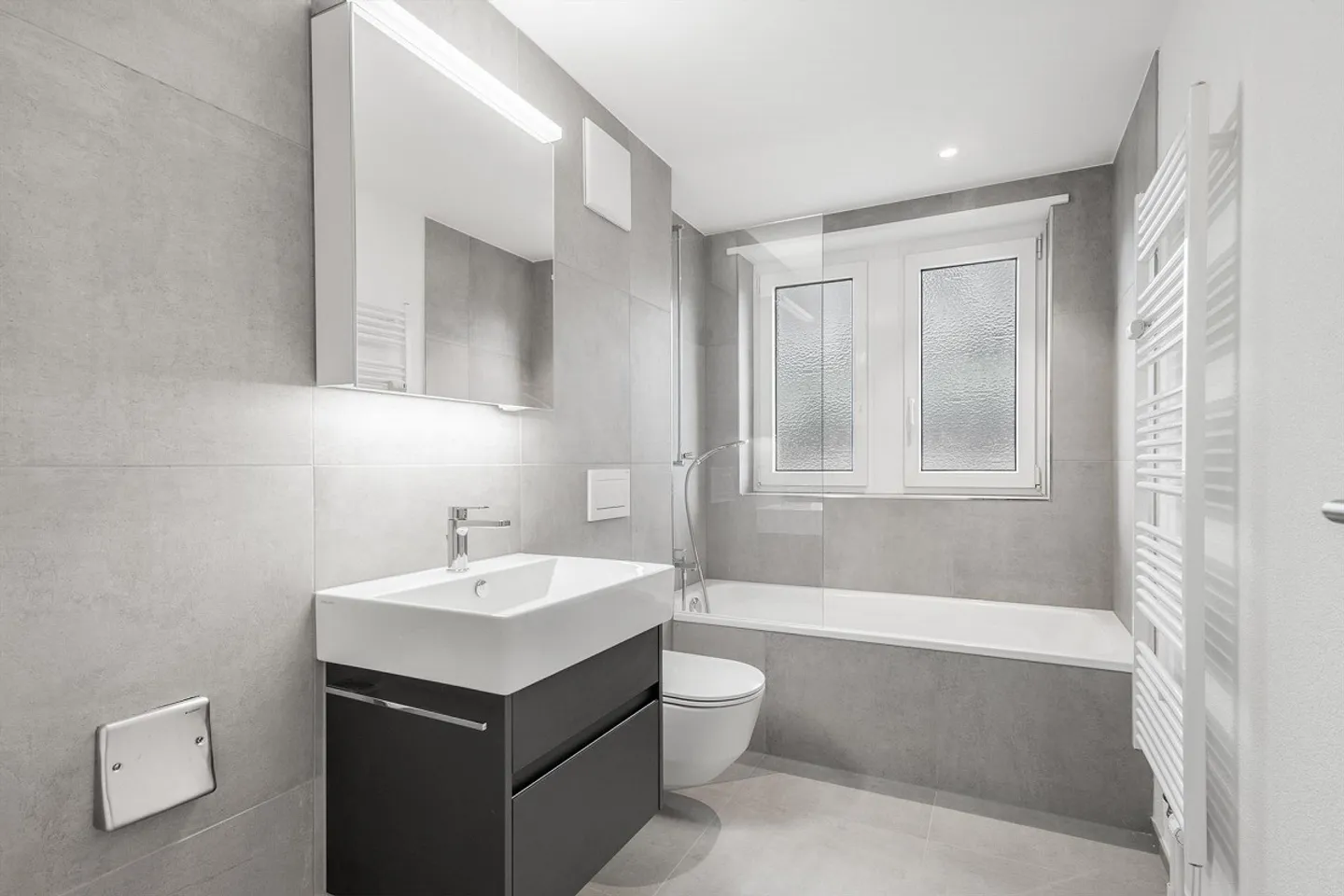 Modern apartment in Liestal - Photo 9 of 10