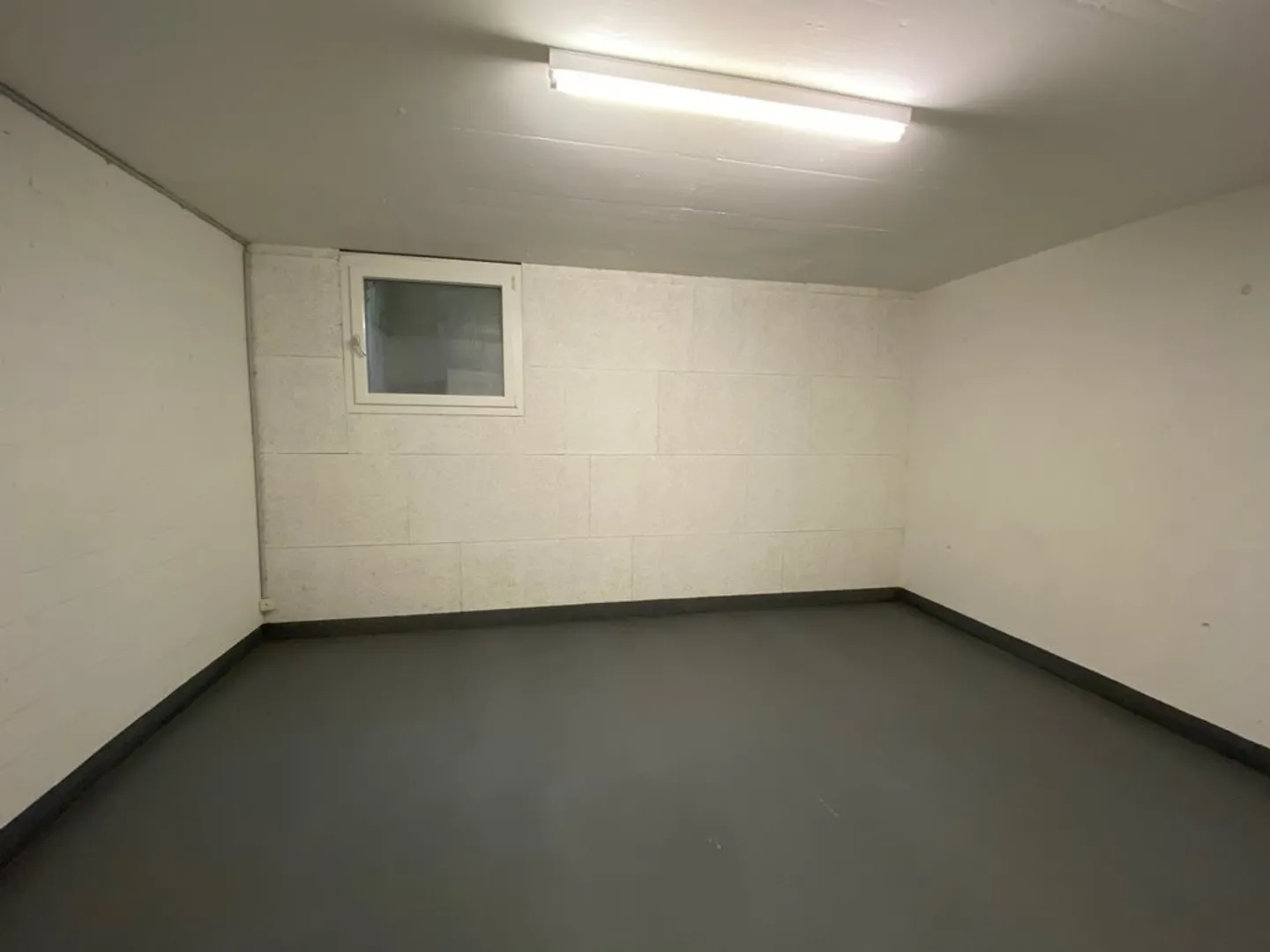 Craft or Storage Room in Möhlin - 15.5 to 24 m2 - Photo 5 of 5