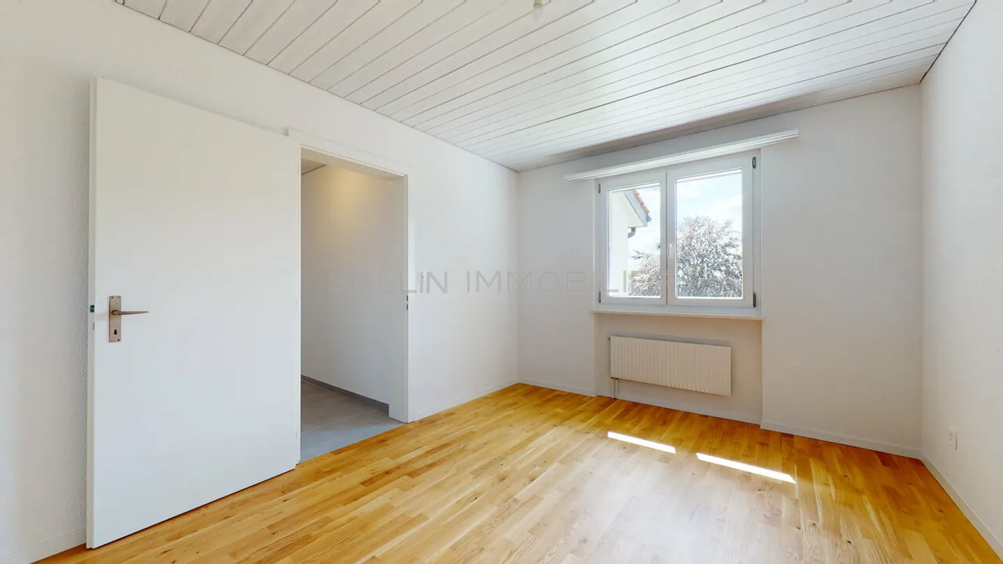 APPARTEMENT DE 3½ PIECES 
RENOVE - Photo 9 sur 14