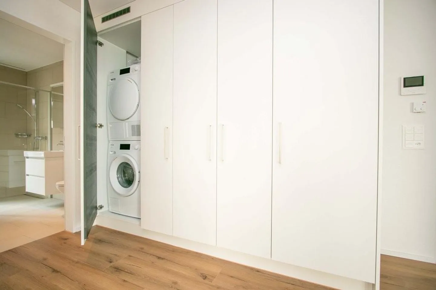 Modernes 2.5-Zimmer-Apartment - Foto 8 von 8