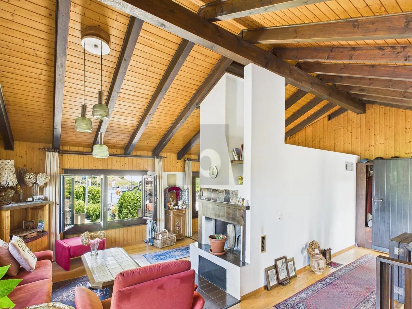 Chalet for sale - Photo 3 of 6