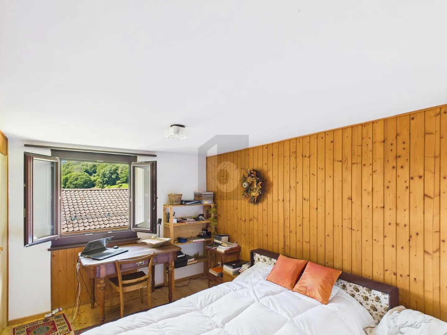 Chalet for sale - Photo 4 of 6