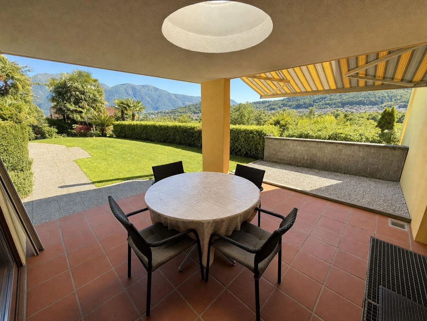 Ein Haus, das Ihnen das Gefühl von Urlaub vermittelt - Photo 1 of 13