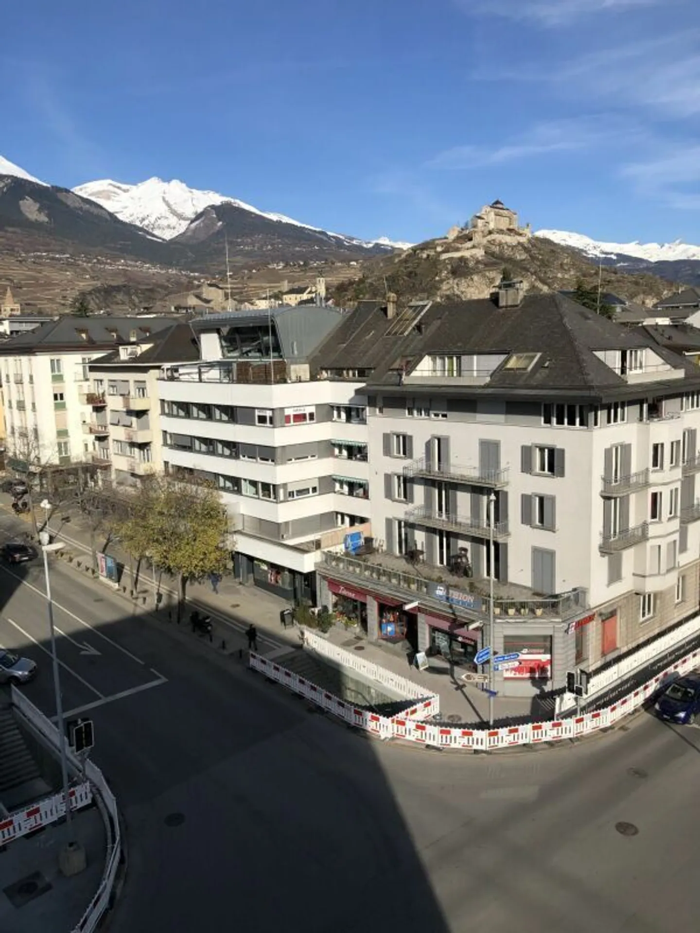 Sion Zentrum: 4,5-Zimmer-Wohnung oder Gewerbefläche - Foto 7 von 8