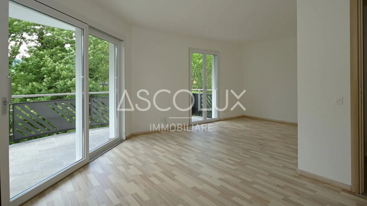 Hübsches 4.5-Zimmer-Einfamilienhaus mit Garten und Pool in ruhiger Wohnlage - Foto 8 von 13