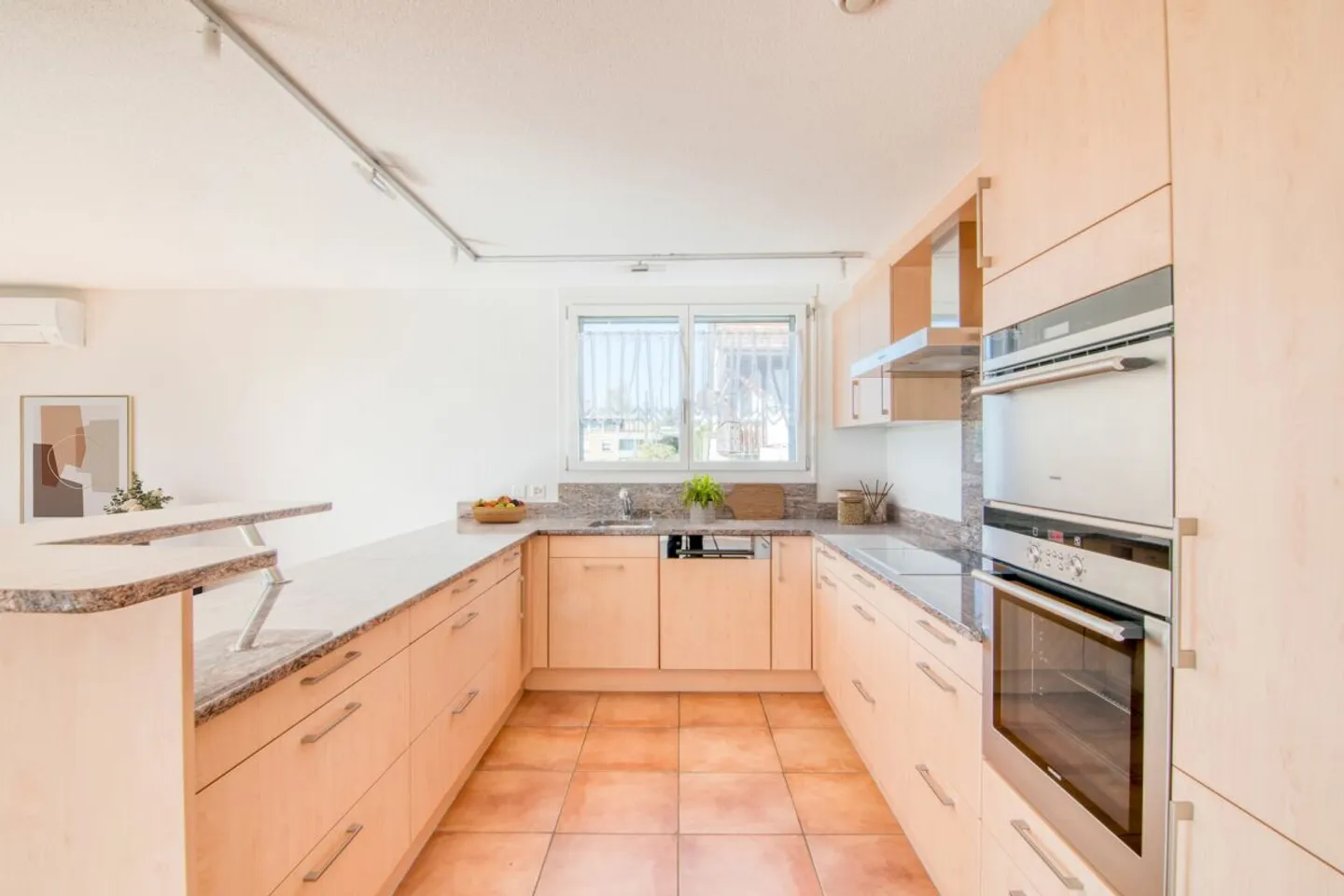 Appartamento in vendita - Foto 7 di 30