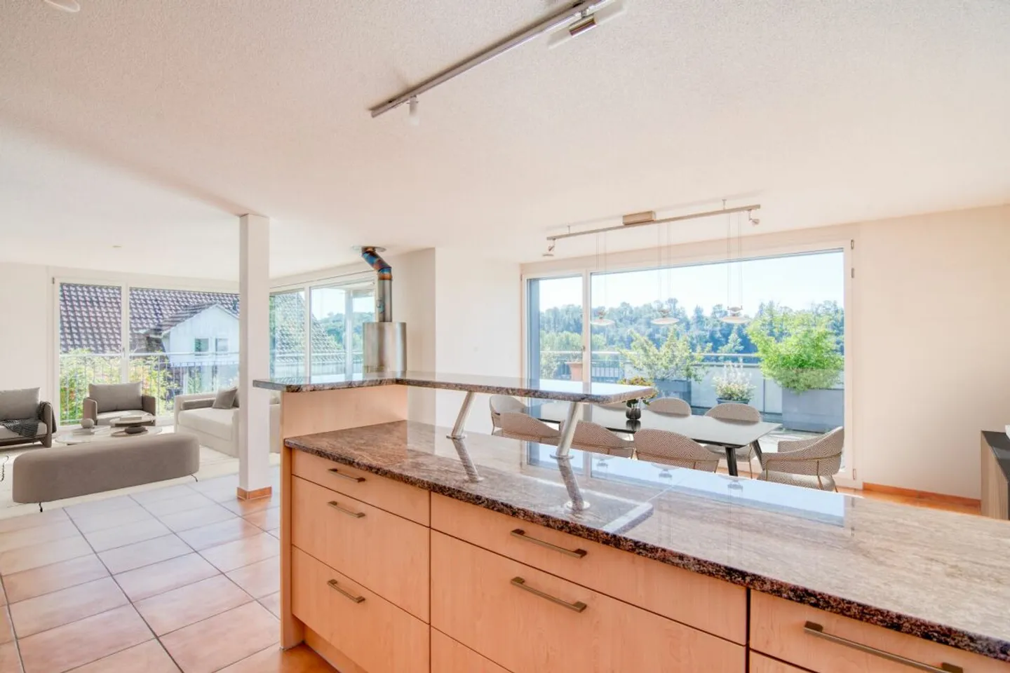 Appartamento in vendita - Foto 8 di 30