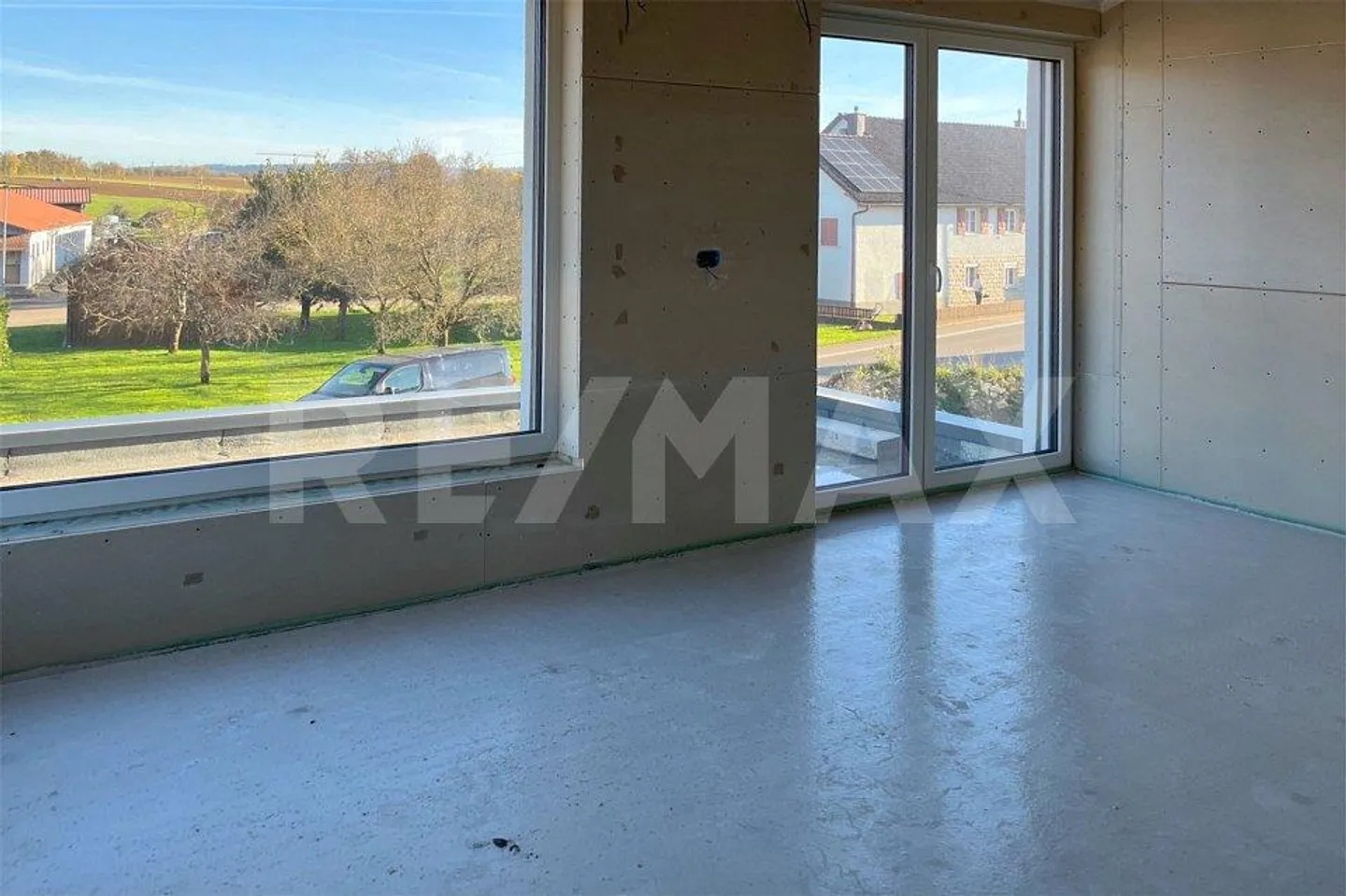 Very beautiful garden area with pool, centrally located and lots of sun - Photo 11 of 13