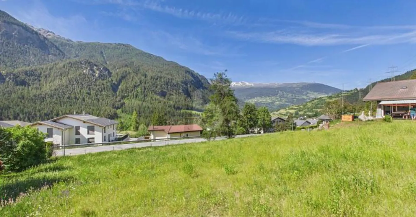 SONNIGE AUSSICHTSLAGE MIT BERGPANORAMA - Foto 2 von 5