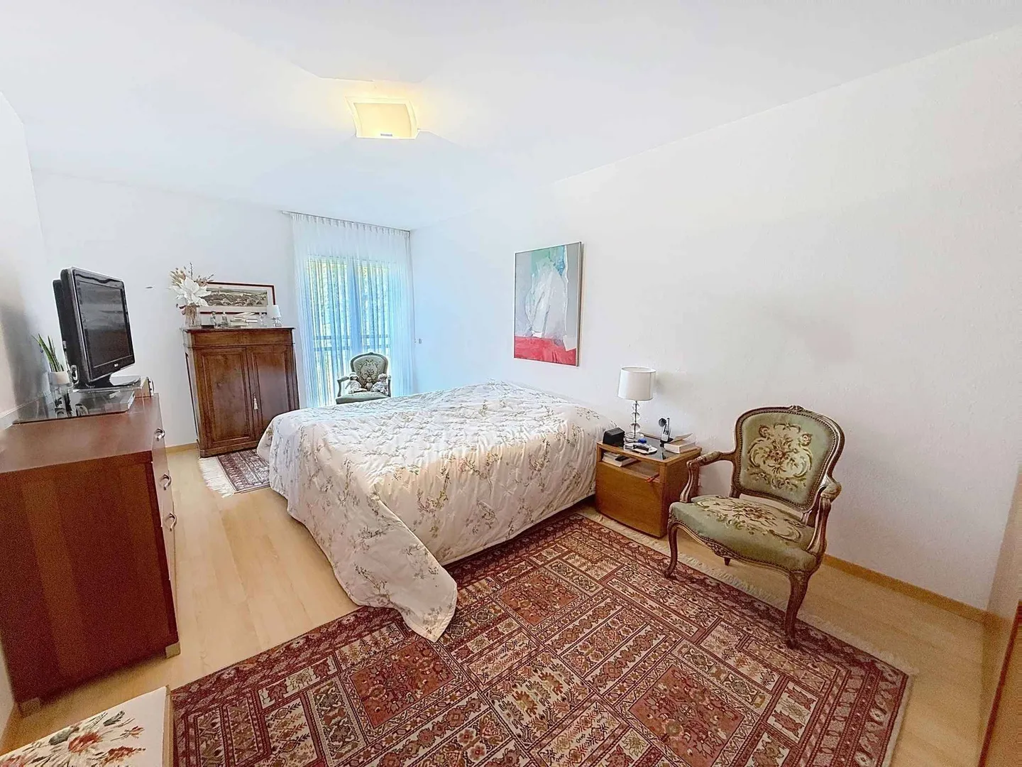 Geräumige Wohnung in einer ruhigen Umgebung - Foto 4 von 13