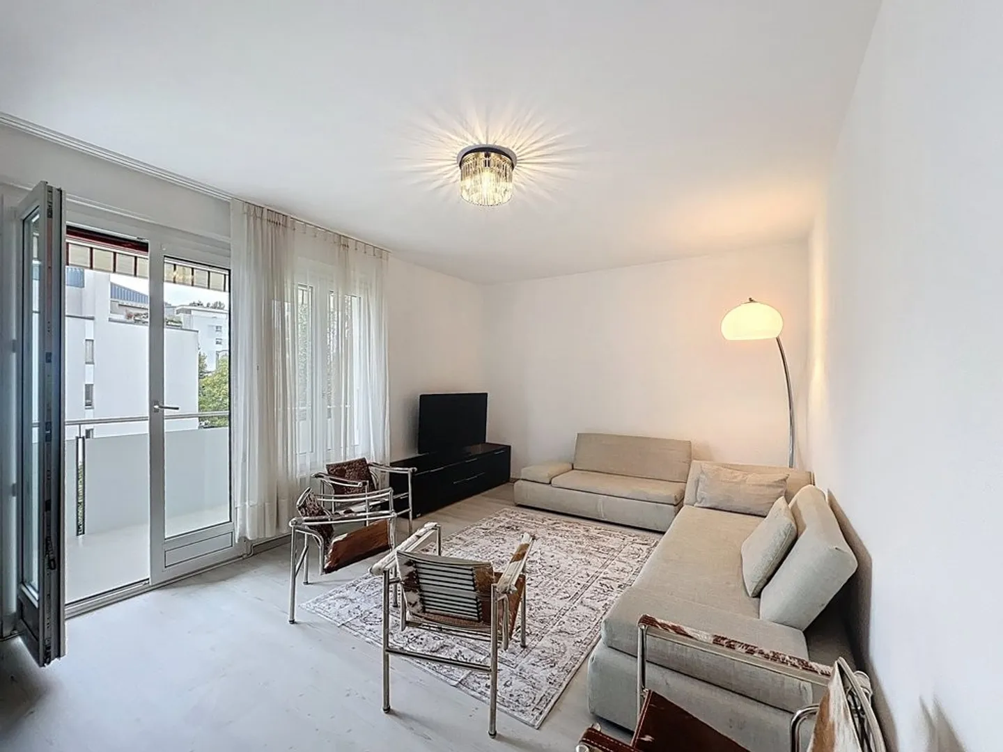 Appartement meublé de 3.5 pièces idéalement situé à Prilly - Photo 1 sur 11