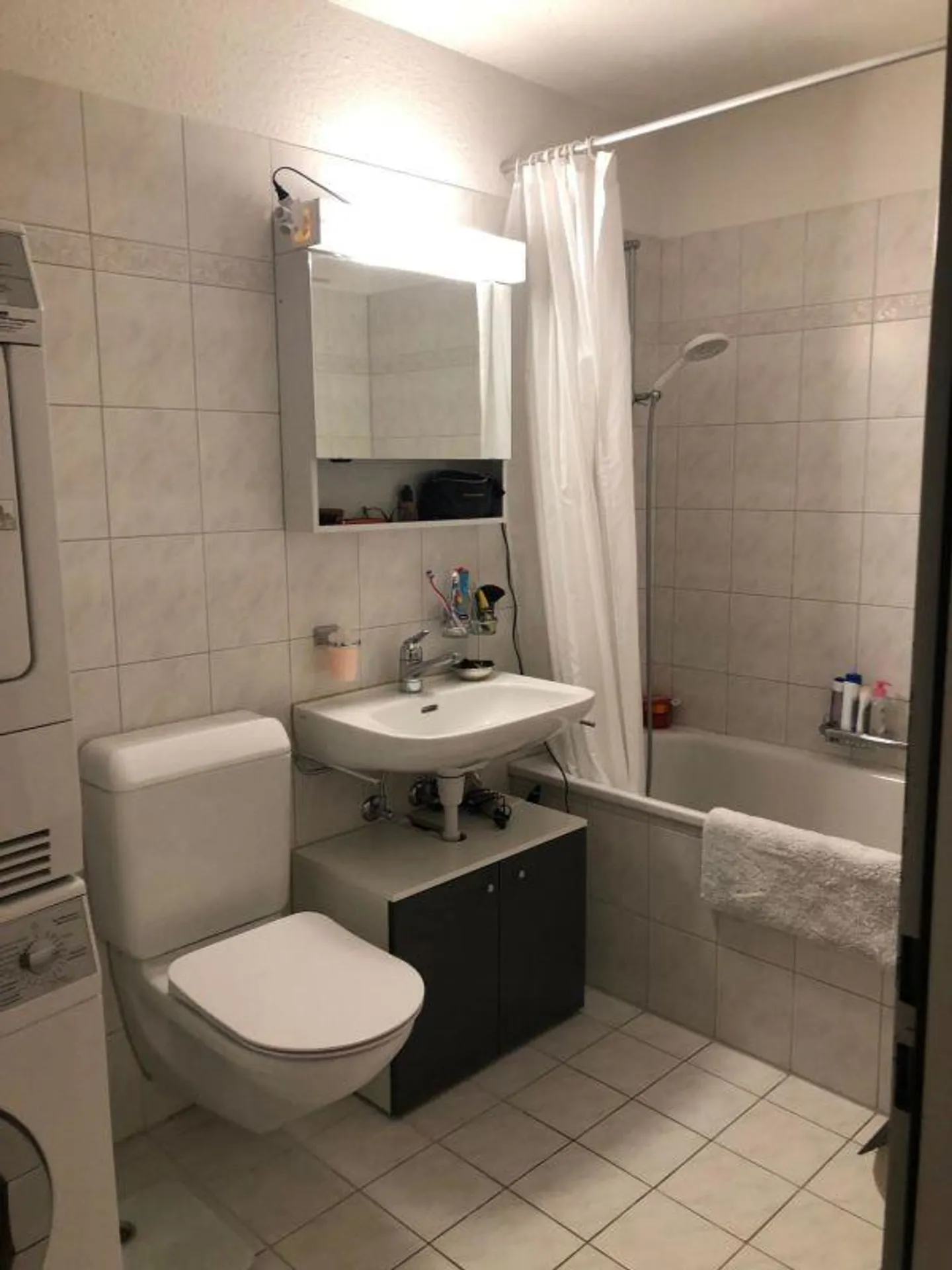 Charmante 2.5-Zimmer-Wohnung - Foto 6 von 9
