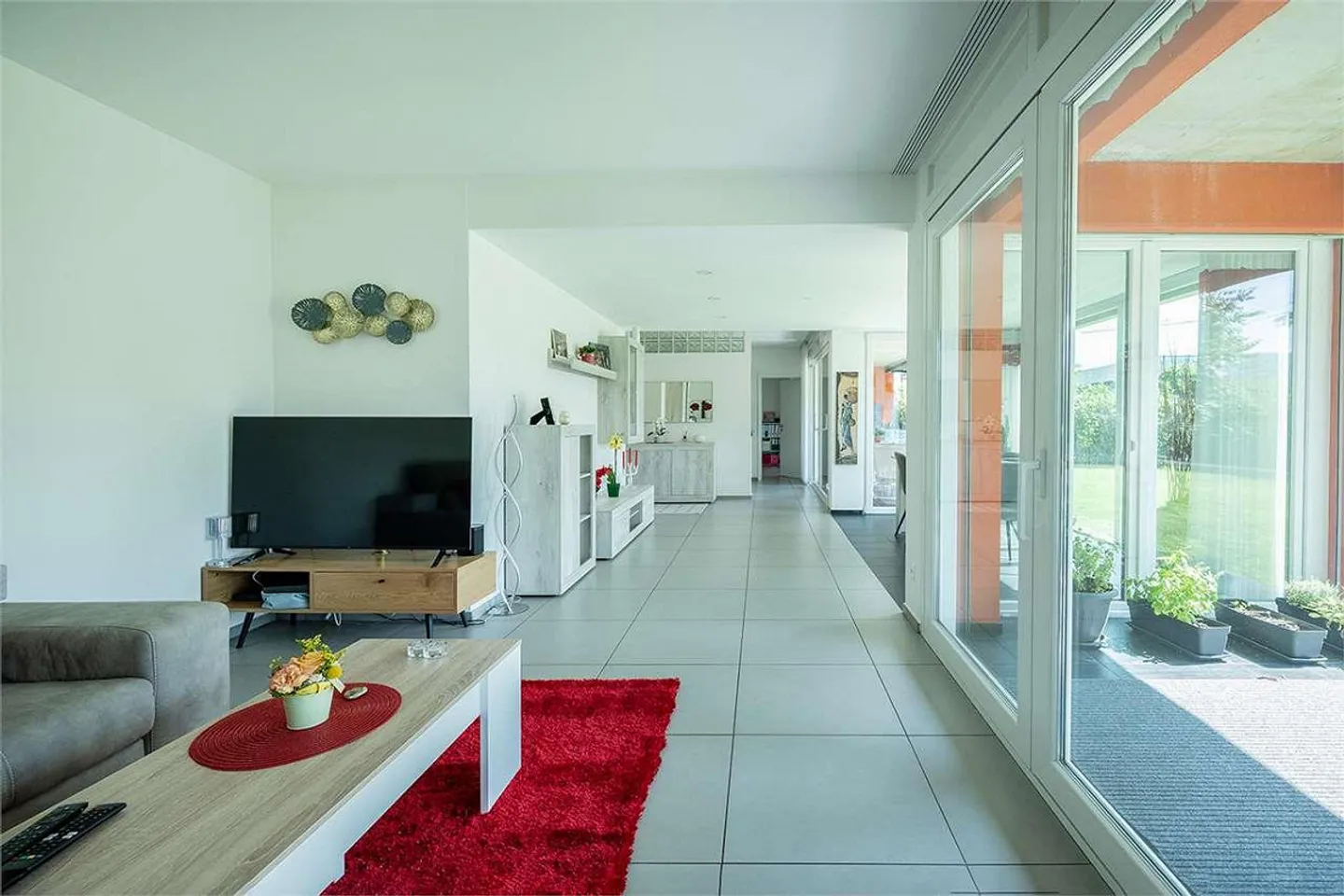 Bell'appartamento di 3,5 locali con giardino privato - Foto 4 di 13