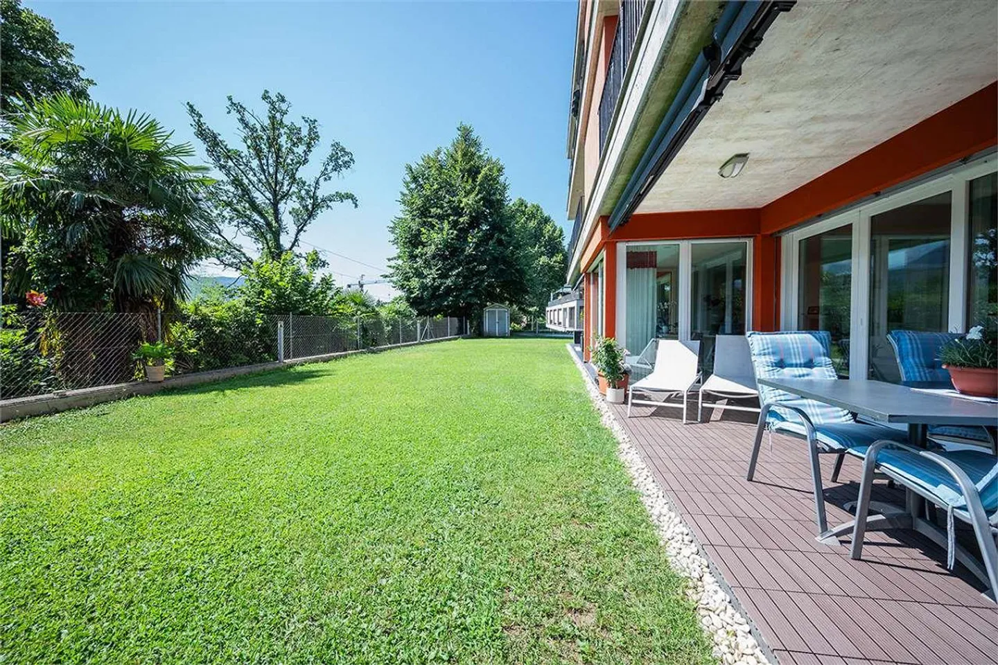 Bell'appartamento di 3,5 locali con giardino privato - Foto 10 di 13