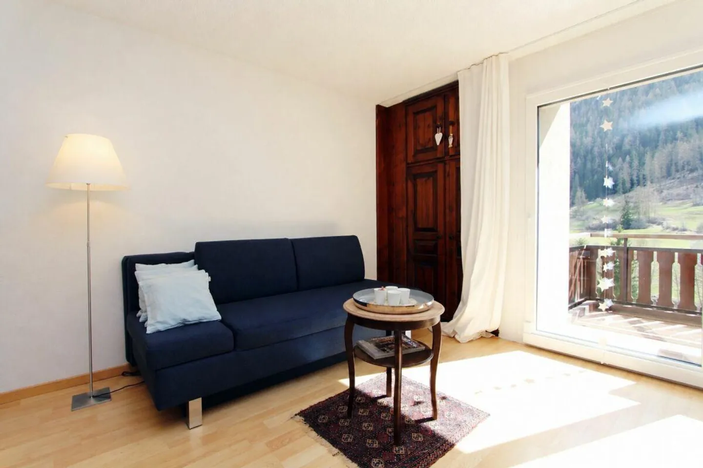 Charmante Wohnung mit Bergsicht - Foto 3 von 13