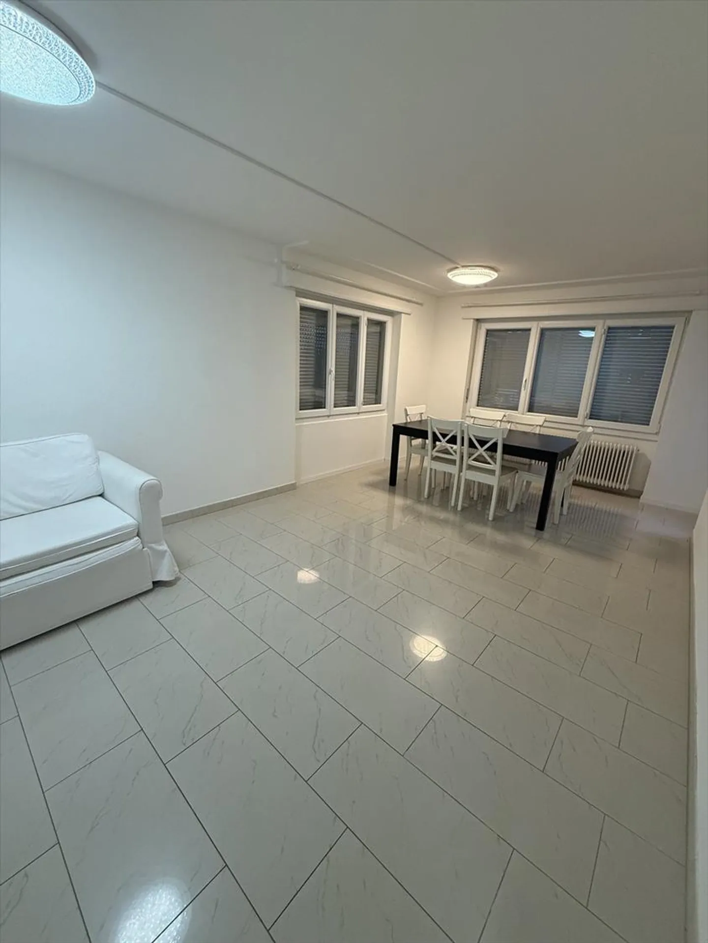 Schöne 4,5-Zimmer-Wohnung im 4. Stock - Foto 2 von 7