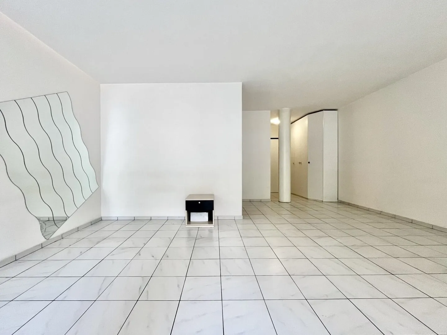 Single furnished apartment with balcony in the serviced area of Canobbio - Photo 2 of 10