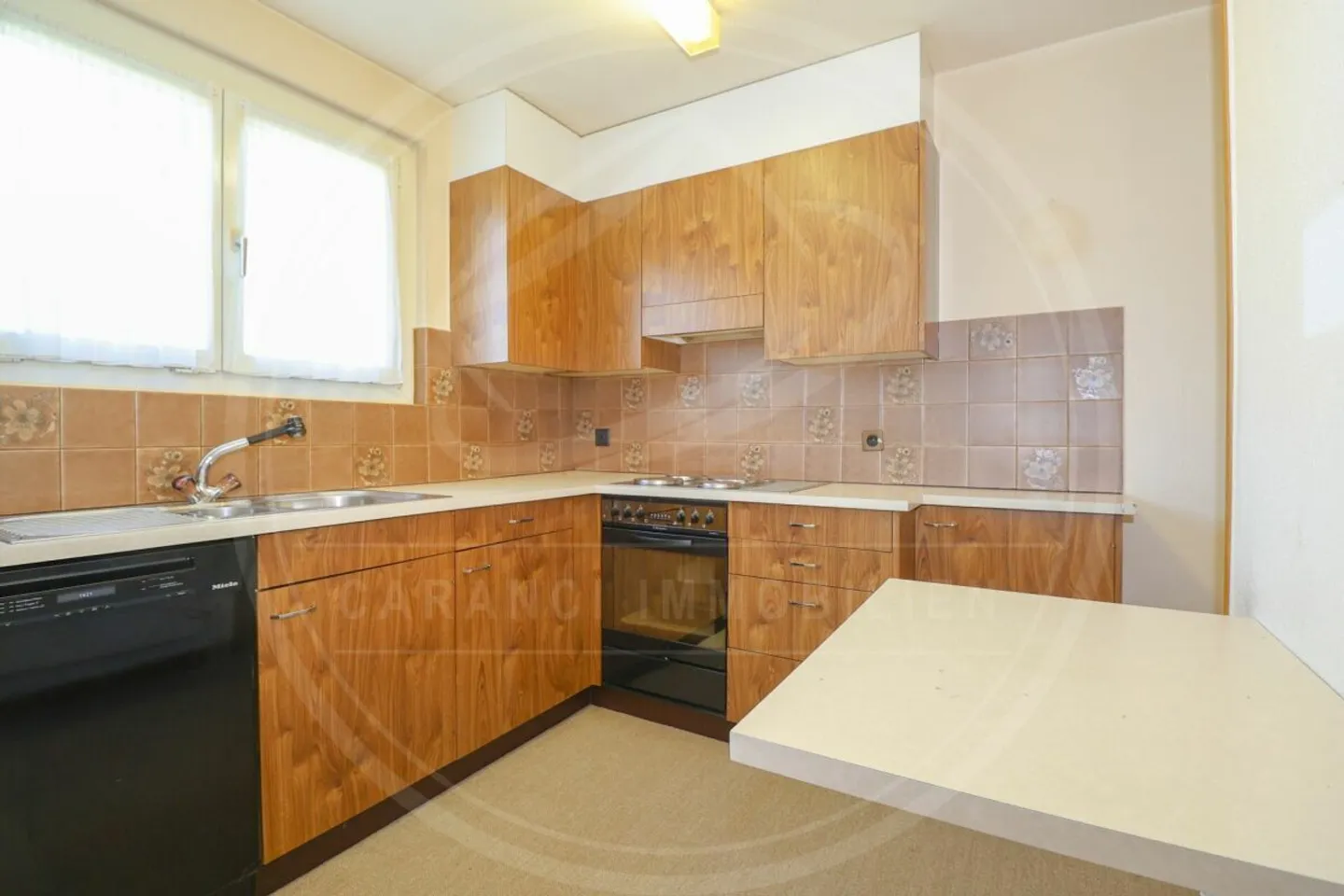 RISERVATO - Casa unifamiliare di 5½ locali in vendita in un quartiere adatto alle famiglie - Foto 3 di 13