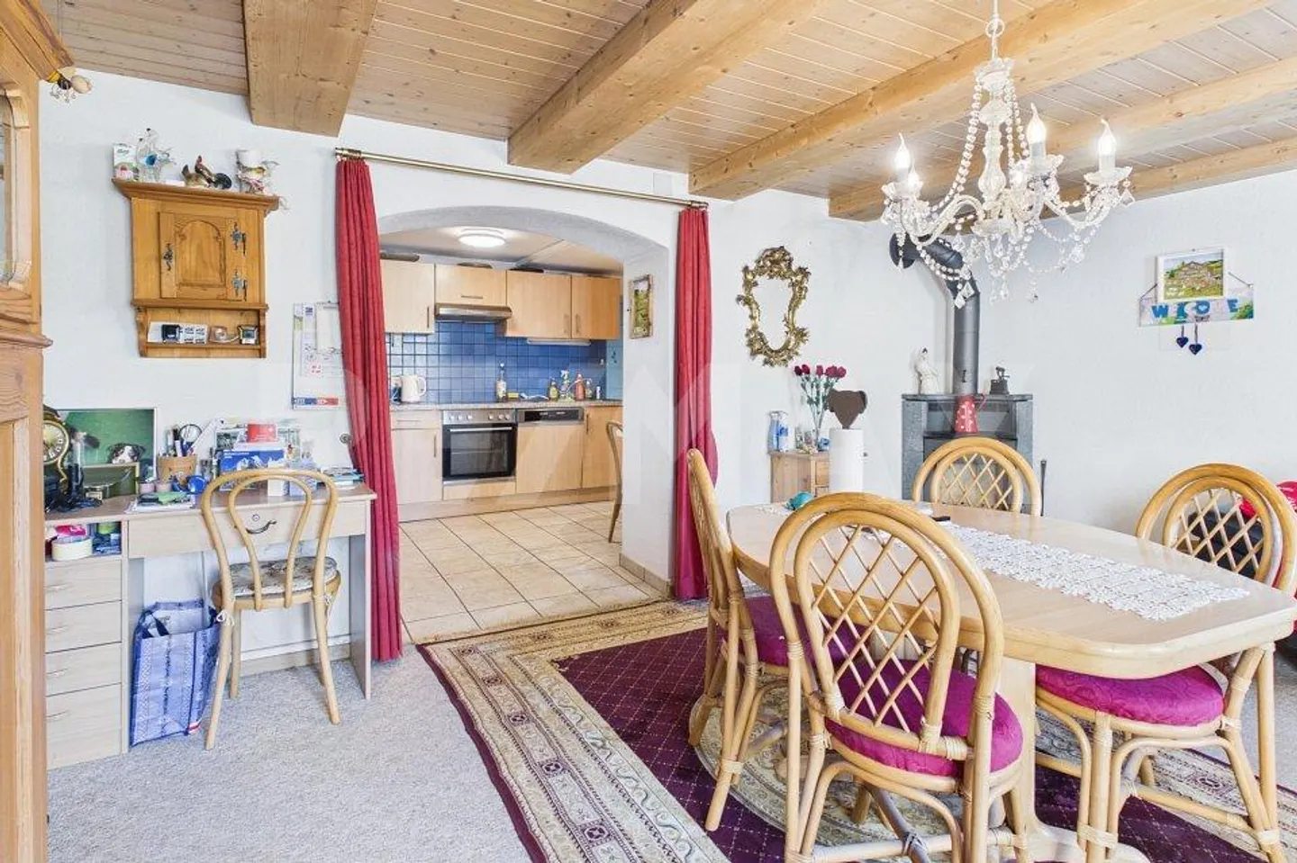 Single-family house with historic charm and potential - Photo 7 of 13