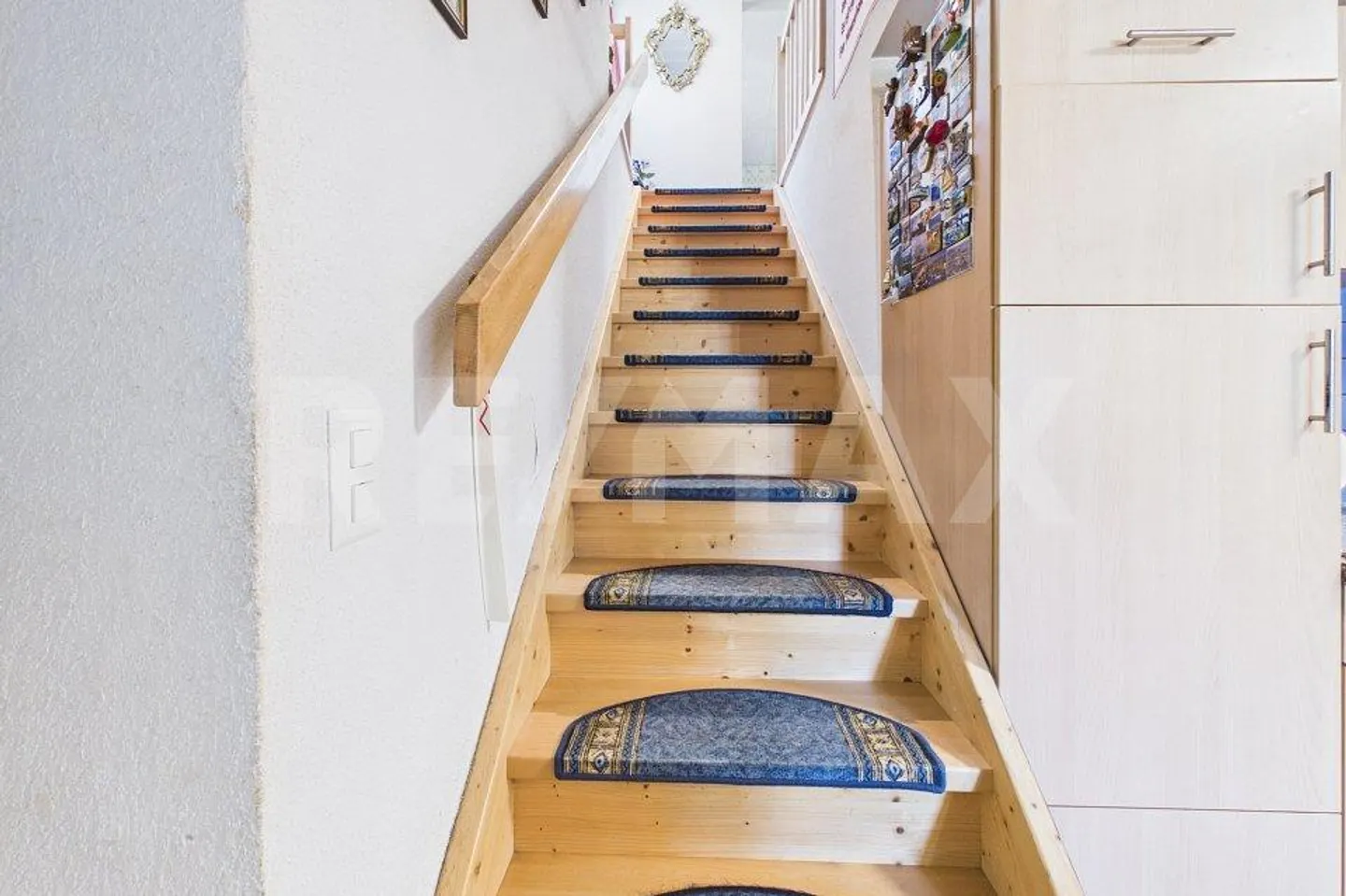 Single-family house with historic charm and potential - Photo 13 of 13