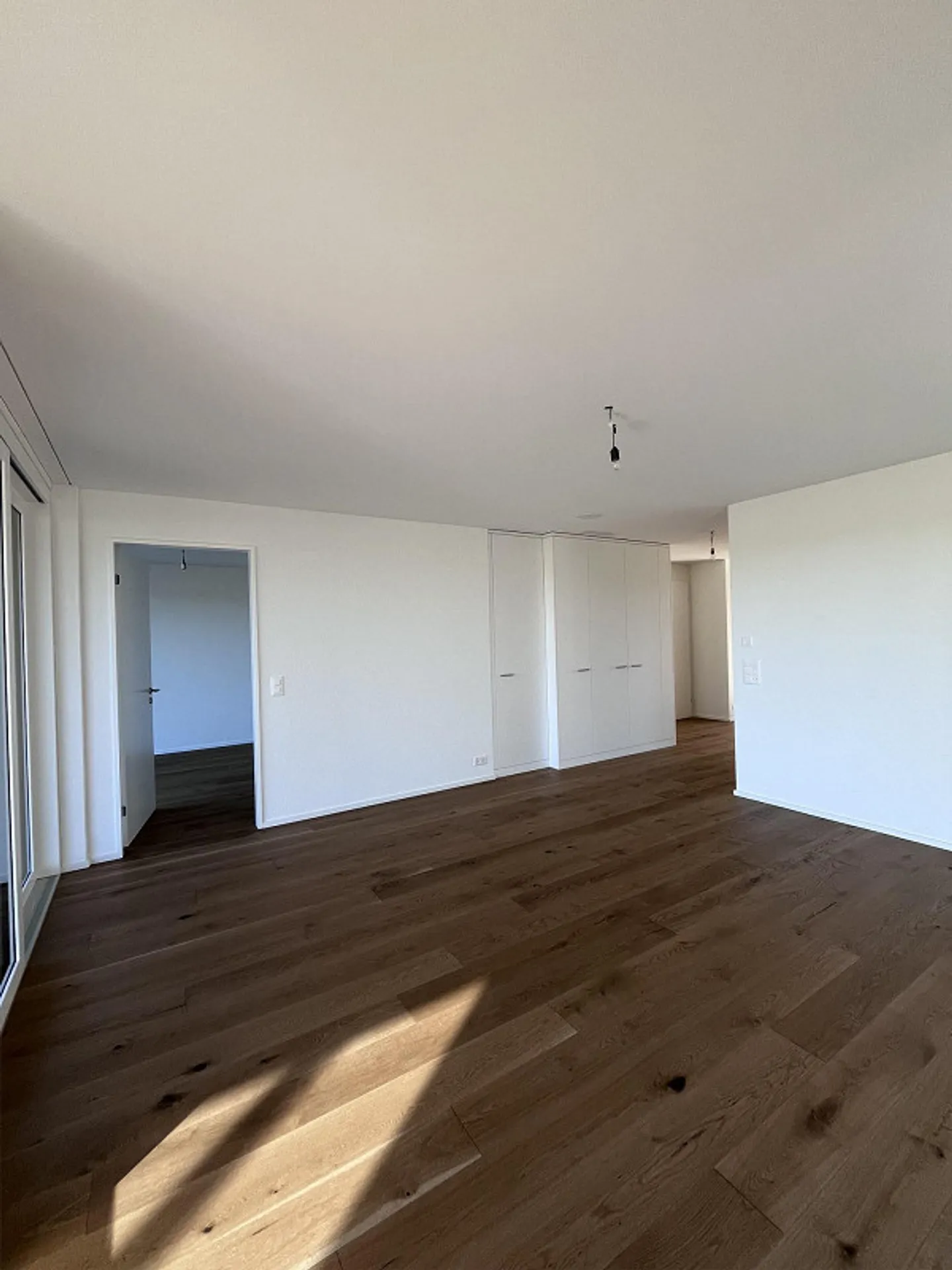 Appartement spacieux de 2,5 pièces à louer - Photo 4 sur 7