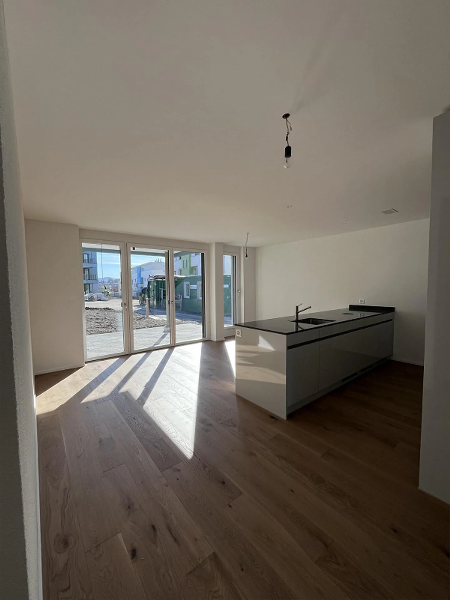 Appartement spacieux de 2,5 pièces à louer - Photo 1 sur 7