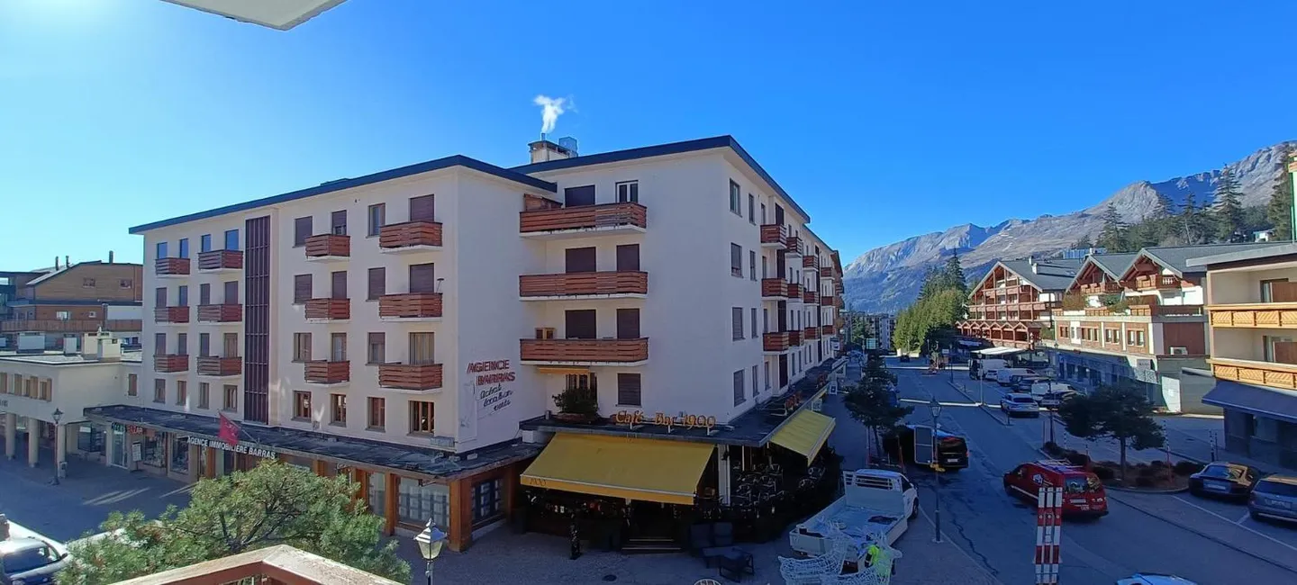 Charming Apartment in Crans - Photo 8 of 8