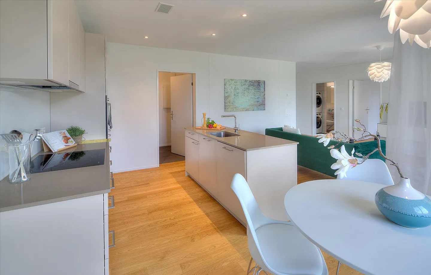 Moderne 2.5 Zimmer Wohnung - Foto 2 von 8