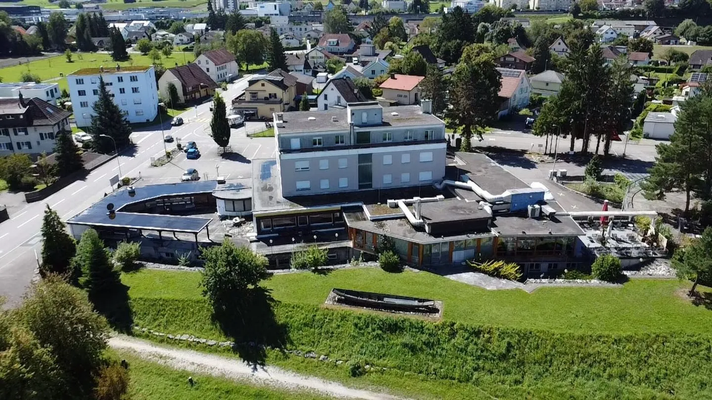10,200m² Large Investment with Vision - Property with Preliminary Project! - Photo 3 of 24