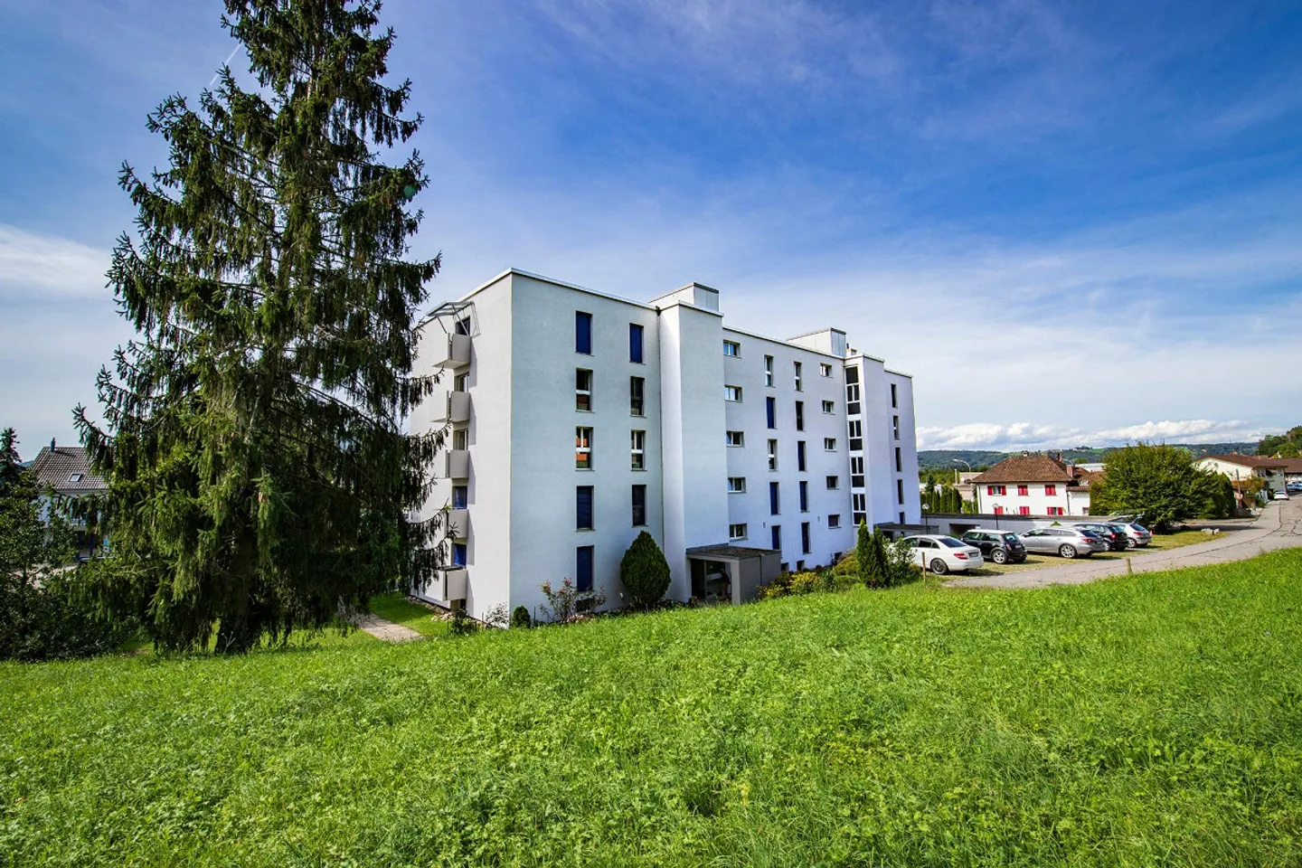 Parkplätze und Garagen - Foto 1 von 1