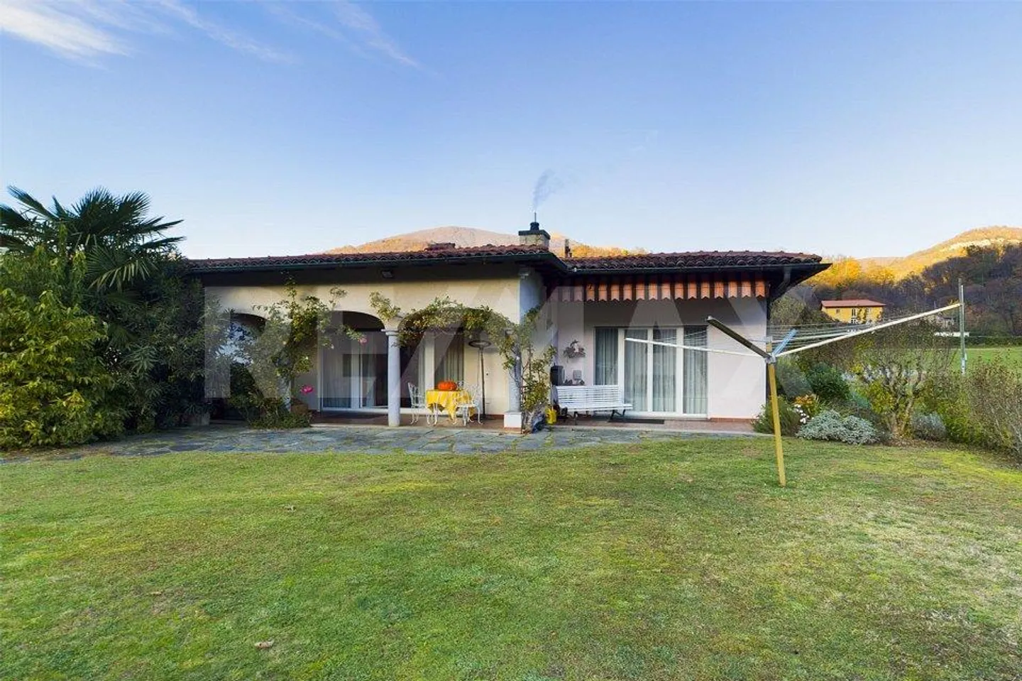 Villa da favola alla periferia di Monteggio! Disponibile anche come seconda residenza. Disponibile immediatamente! - Foto 5 di 13