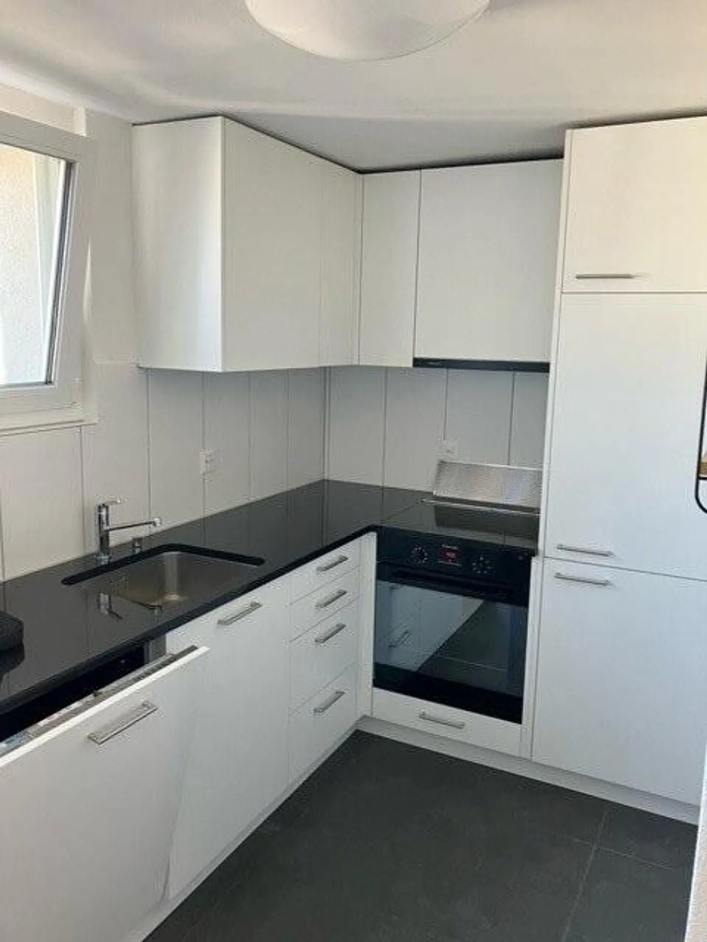 Your new apartment near SBB train station - Photo 2 of 10