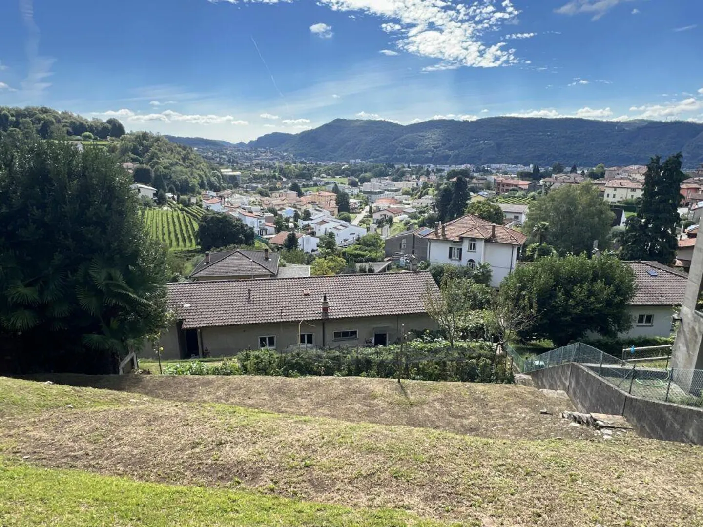 Building land with a view - Photo 4 of 4