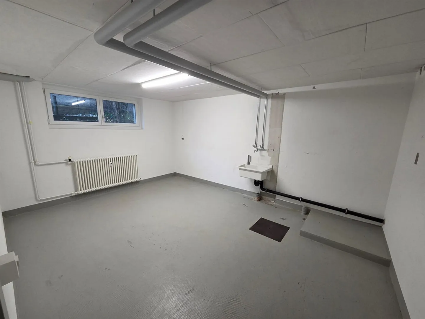 Geräumiger Bastelraum zu vermieten - Foto 2 von 2