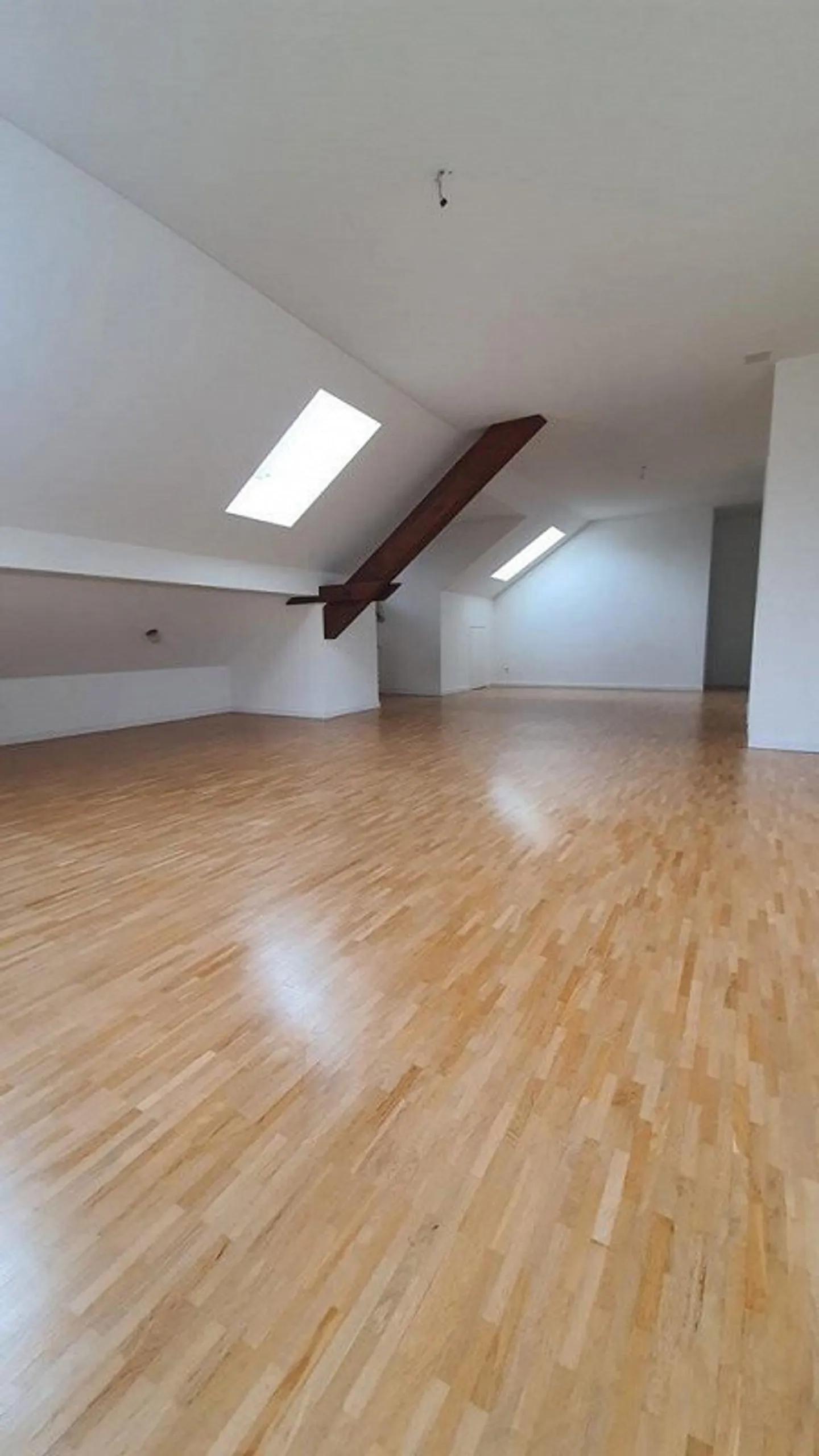 Appartement mansardé confortable de style loft dans un emplacement calme - Photo 5 sur 10