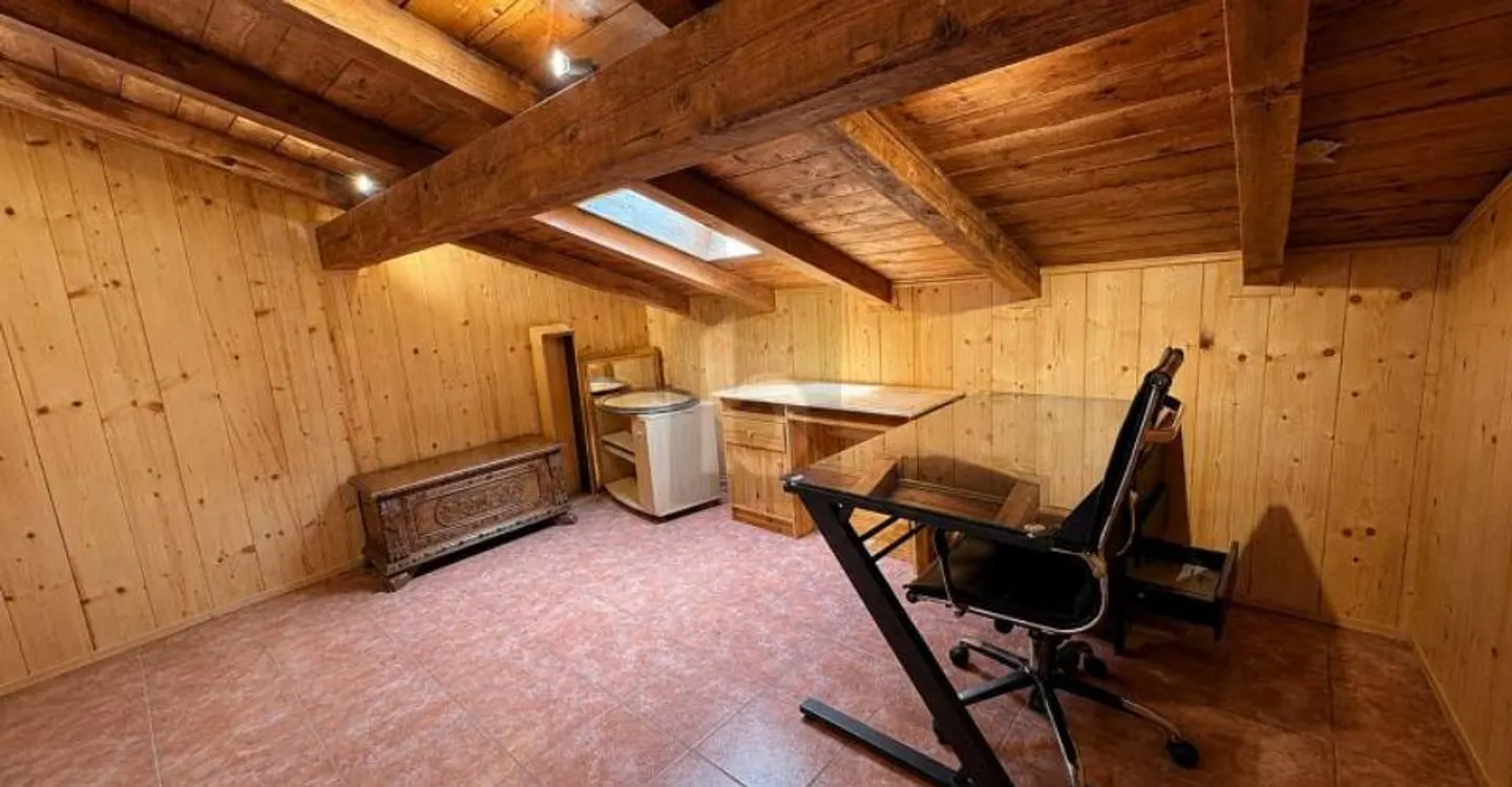 AUTHENTIQUE, SPACIEUSE ET FAMILIALE - Foto 4 di 6