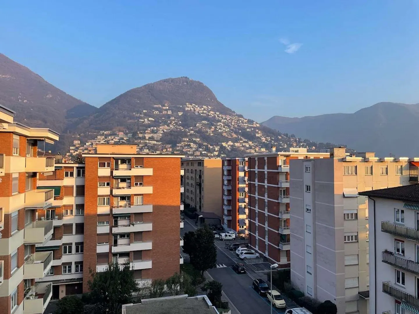 Comfortable 3.5 rooms in Molino Nuovo semi-furnished - Photo 11 of 11