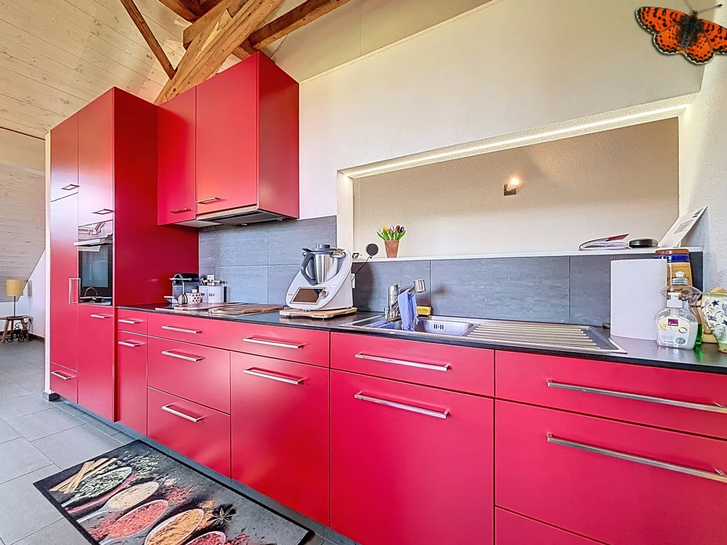 Appartement spacieux de 3,5 pièces à Villarsiviriaux rénové - Photo 3 sur 12