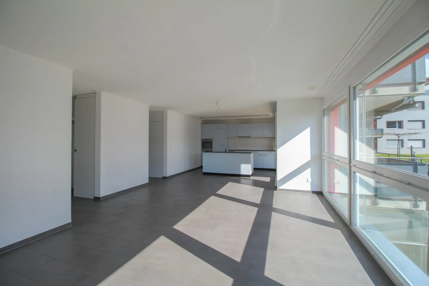 Spazioso appartamento con vista sulla campagna - Foto 8 di 10