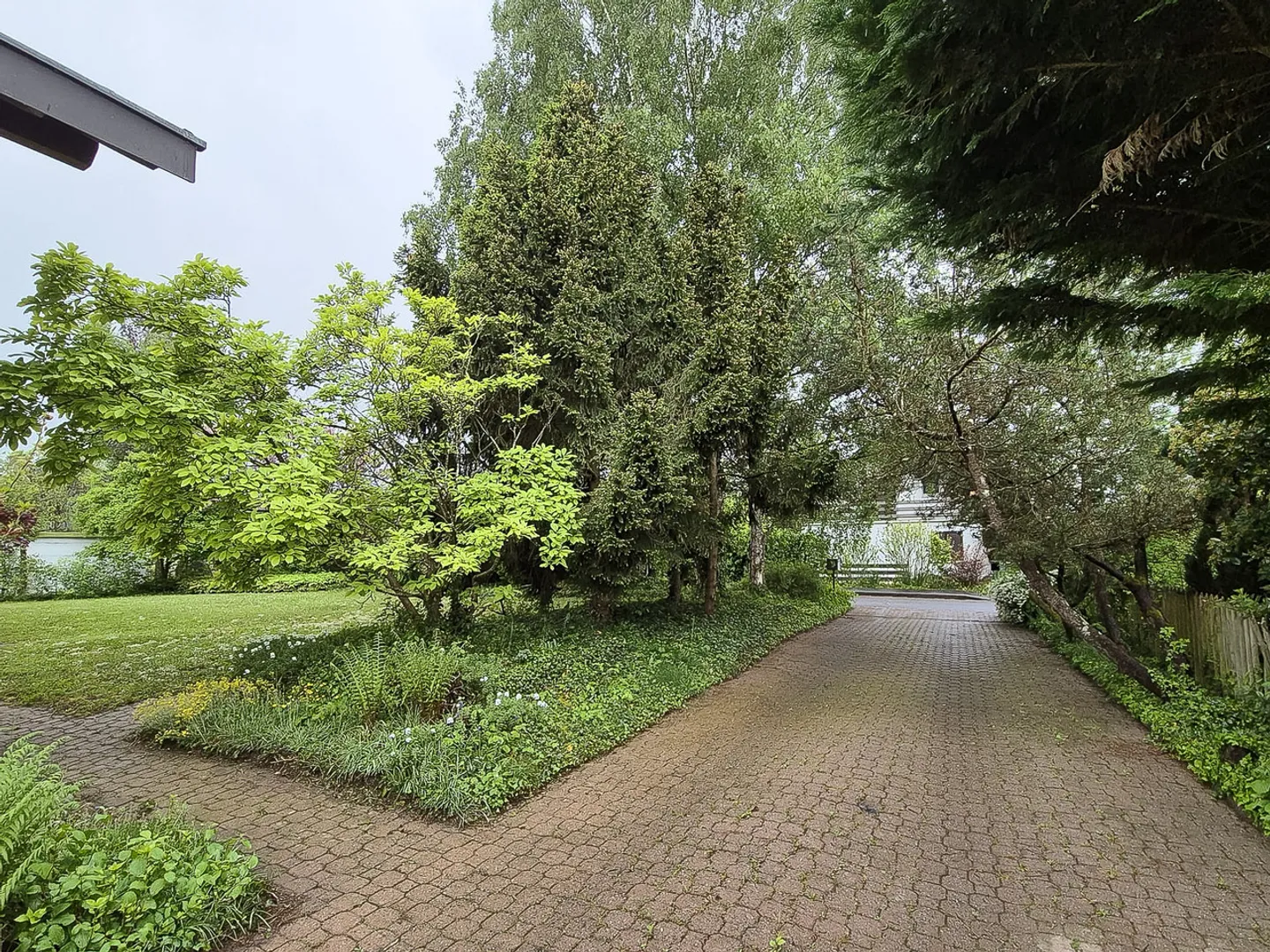 Your Home in Meyriez - Space for Your Dreams - Photo 11 of 24