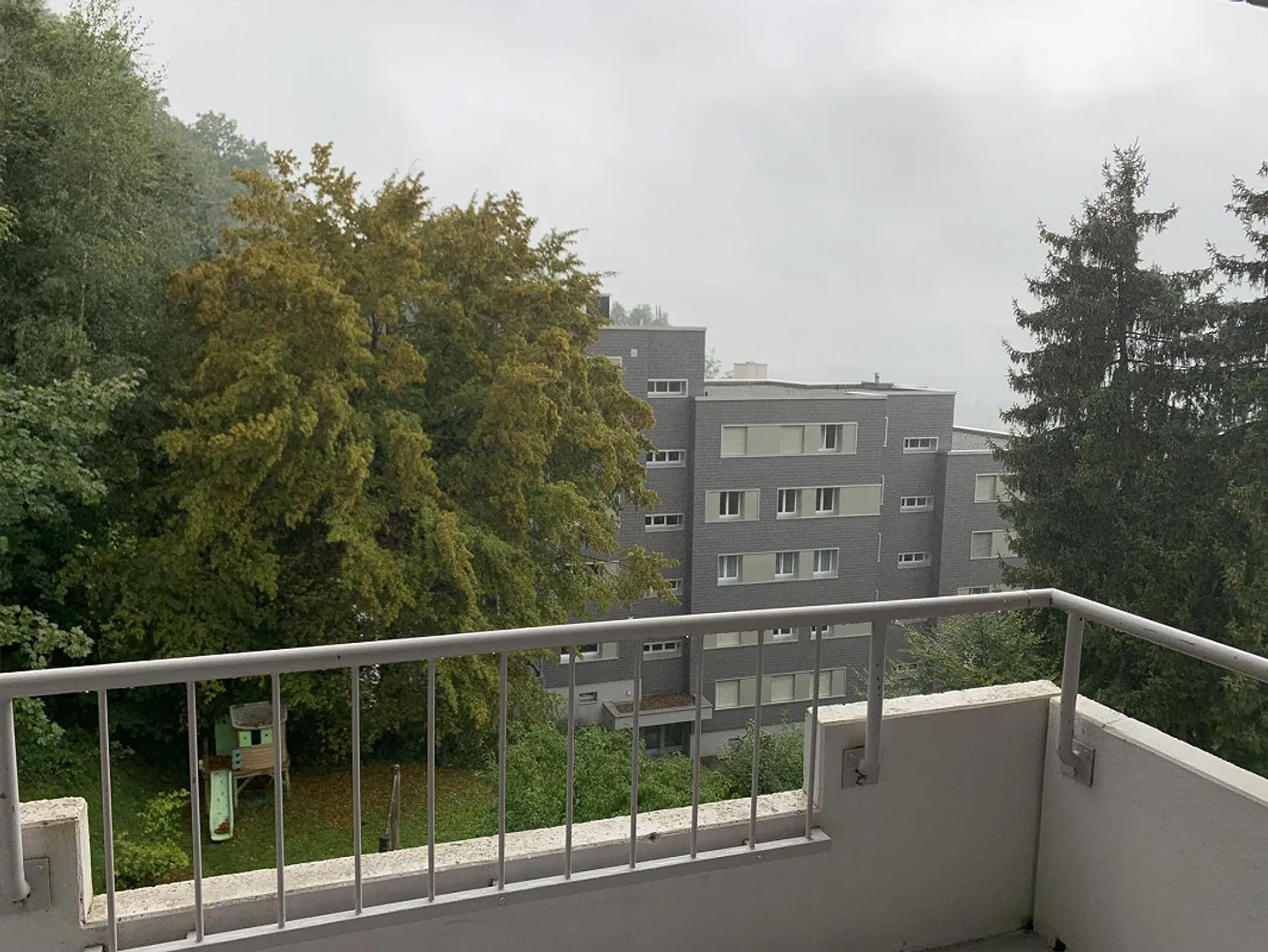 Schöne 2.5-Zimmer-Wohnung mit Balkon - Foto 5 von 8